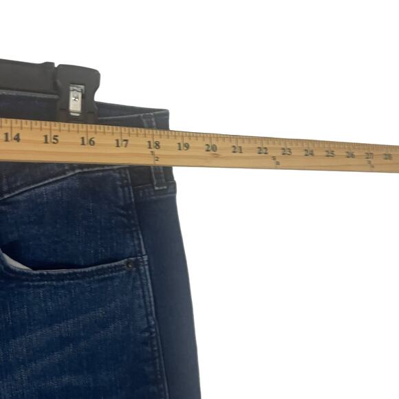 Old Navy Women's Plus Size 18 Tall Dark Wash Flare High Rise Jeans - Picture 8 of 10